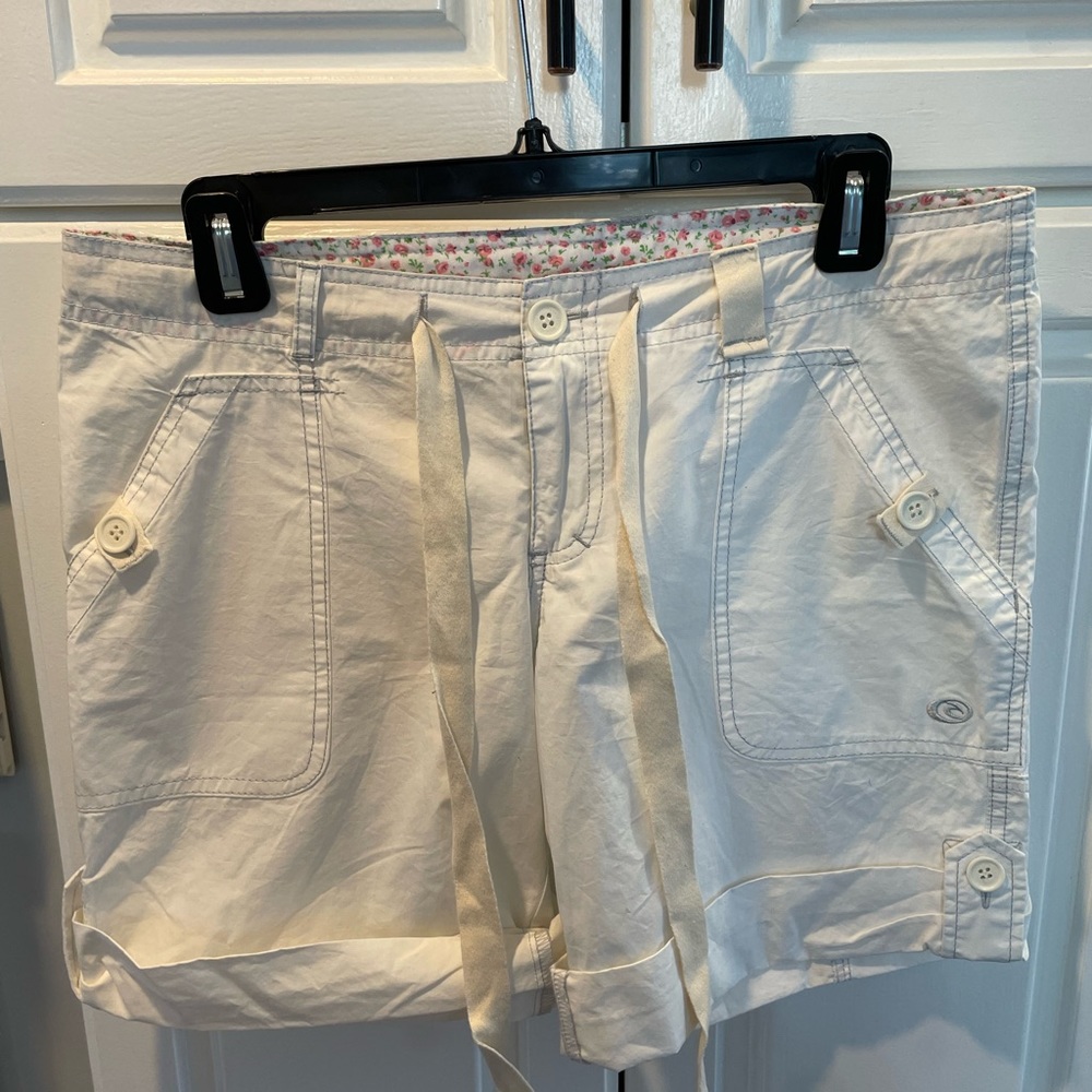 RIP CURL white board shorts - adjustable length - size small